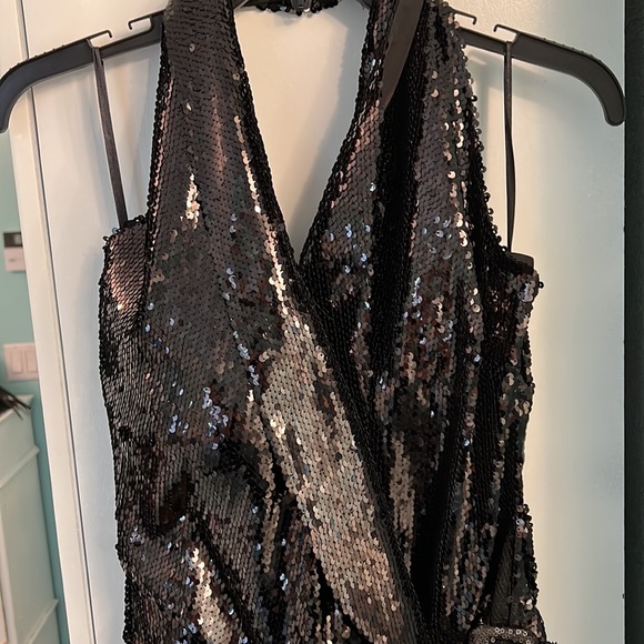 NWT ASOS DESIGN Halter Drape Belted Tux Dress - Picture 6 of 7